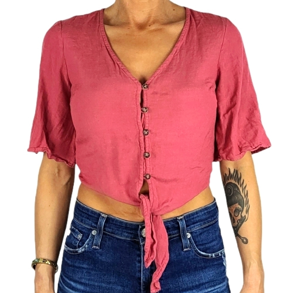 Japna Button-down Twist Top Size Small Crop Pink